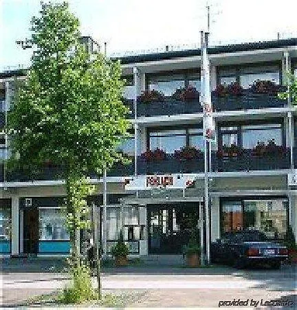 Fab Hotel München 3*,
